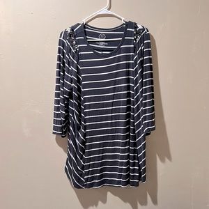 Maurices 24/7 tee 2x